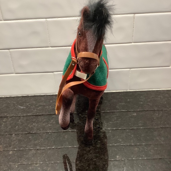 Brown Horse Toy Bridle and Green Stable Blanket - Picture 3 of 6